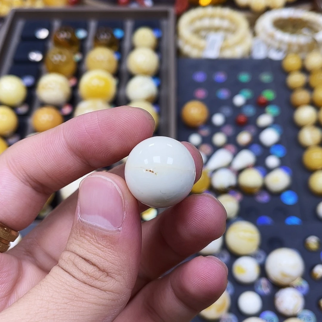 未镶嵌蜜蜡珠宝奇石18.6mm瑕疵皮裂款｜瓷白蜡·圆珠