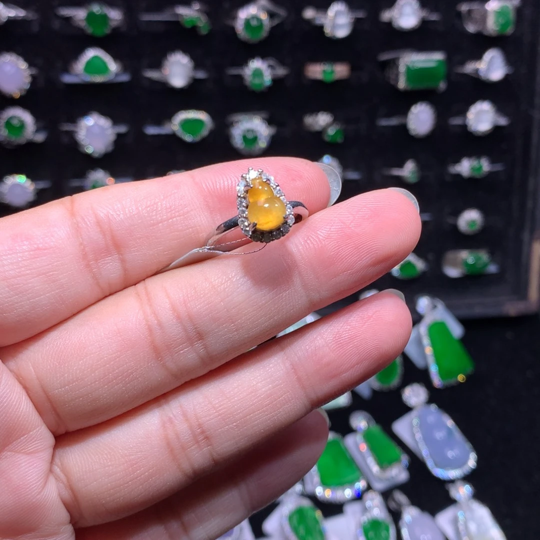 翡翠银S925镶嵌颈饰翡翠