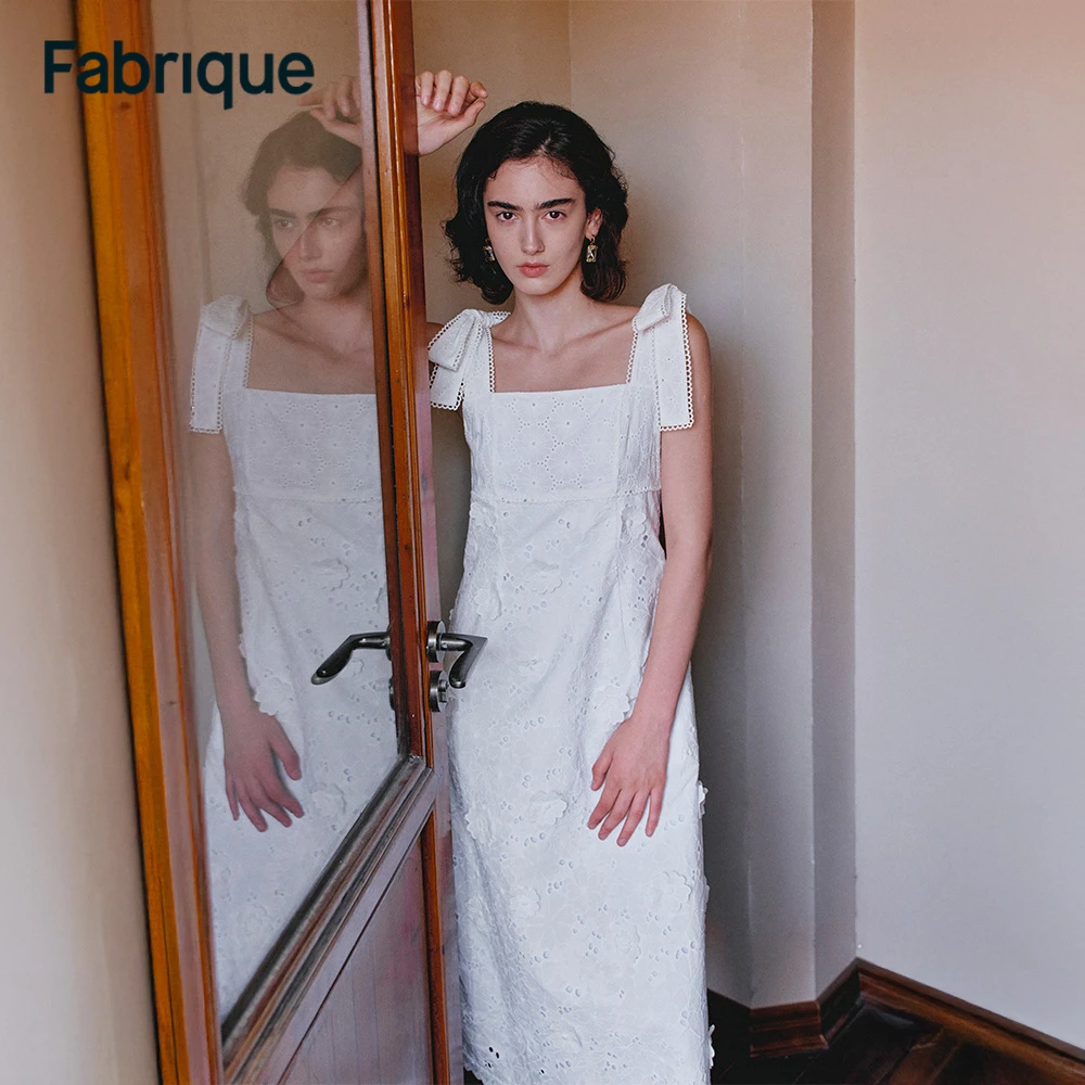 Fabrique【高伯伯同款】新款梨花雨镂空刺绣手工钉花绑带复古连衣裙
