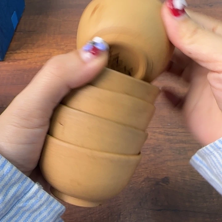一个陶瓷物件哈哈哈哈