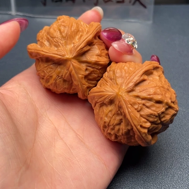 梦***羽吊坠文玩核桃南瓜