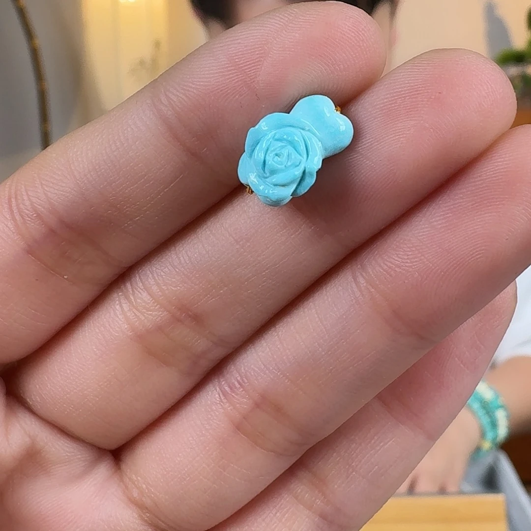 绿松石未镶嵌挂件