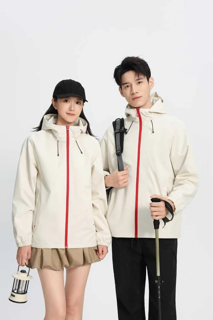 2025秋冬轻量连帽三防男女同款冲锋衣户外防风冲锋衣夹克外套防水