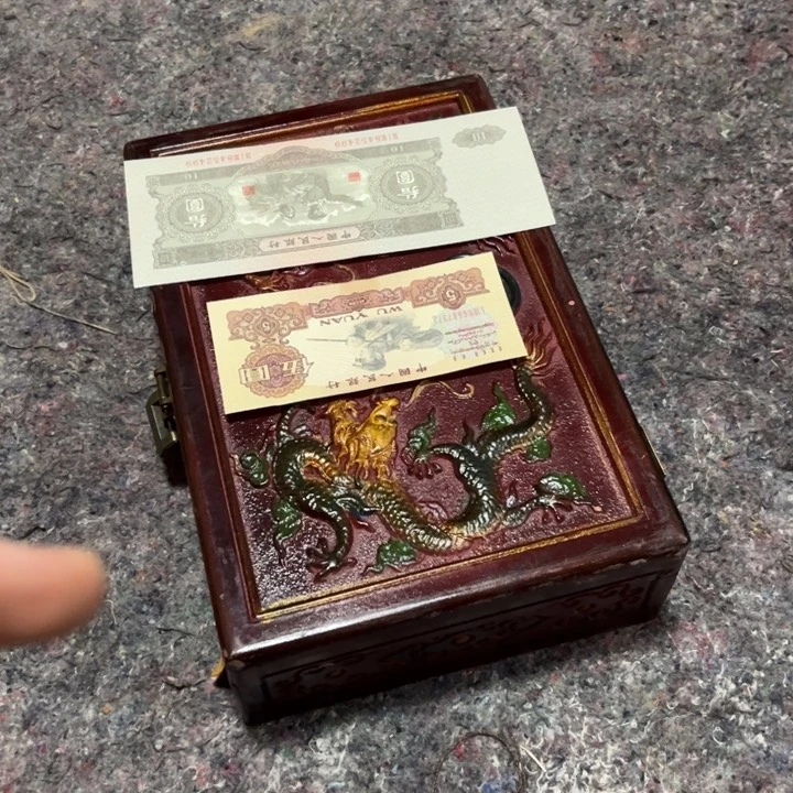 瓷片排这个就是了自己家的