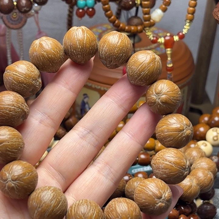 垂***钓紫金鼠手串原皮单圈