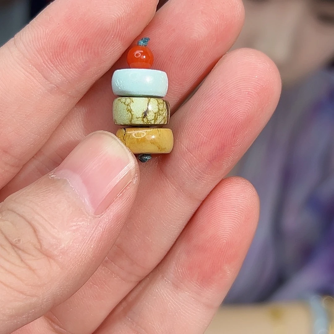 南红玛瑙未镶嵌珠宝奇石