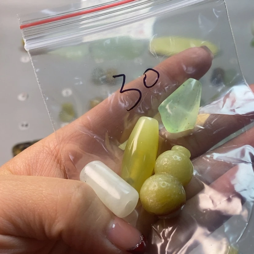 【闪购商品】蛇纹石玉吊坠(不含链)未镶嵌叶*可