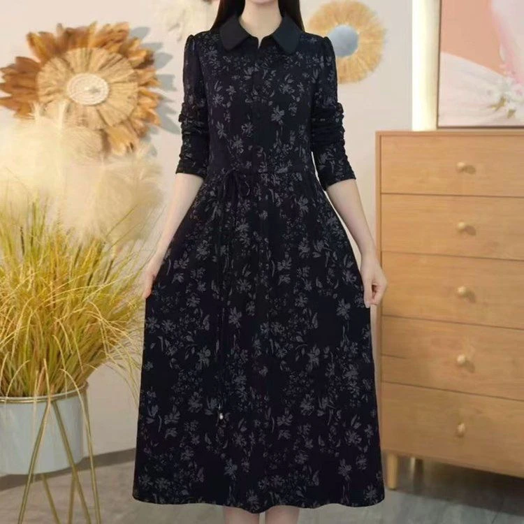 2025早春新款洋气减龄修身显瘦时尚气质长袖连衣裙中长款复古碎花
