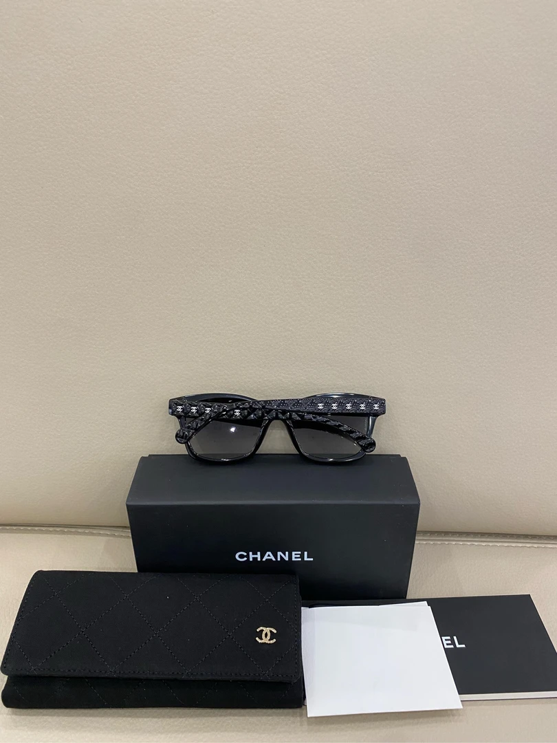 全新未使用 Chanel/香奈儿 CHANEL 双C Logo太阳镜墨镜 现货