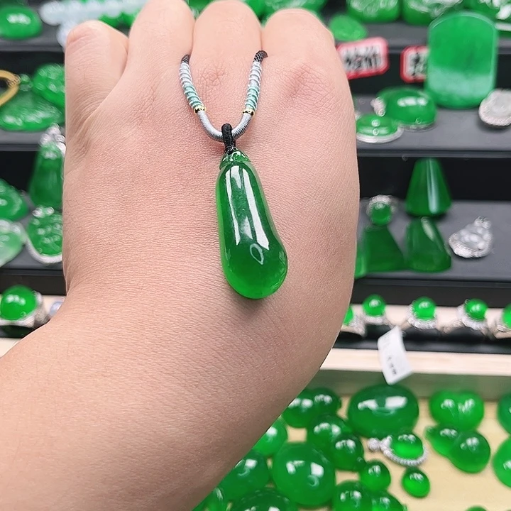 翡翠未镶嵌手链挂件