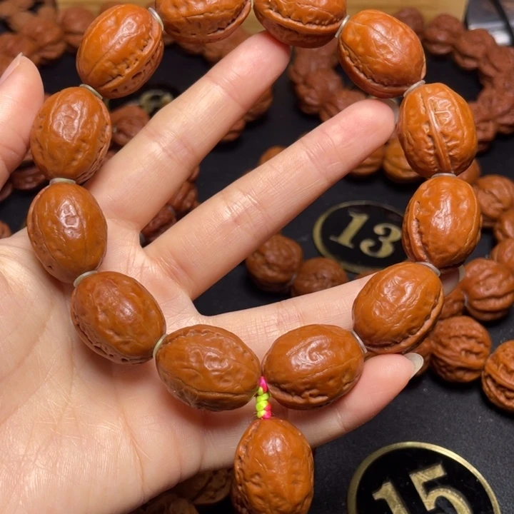 把件文玩核桃大枣手串