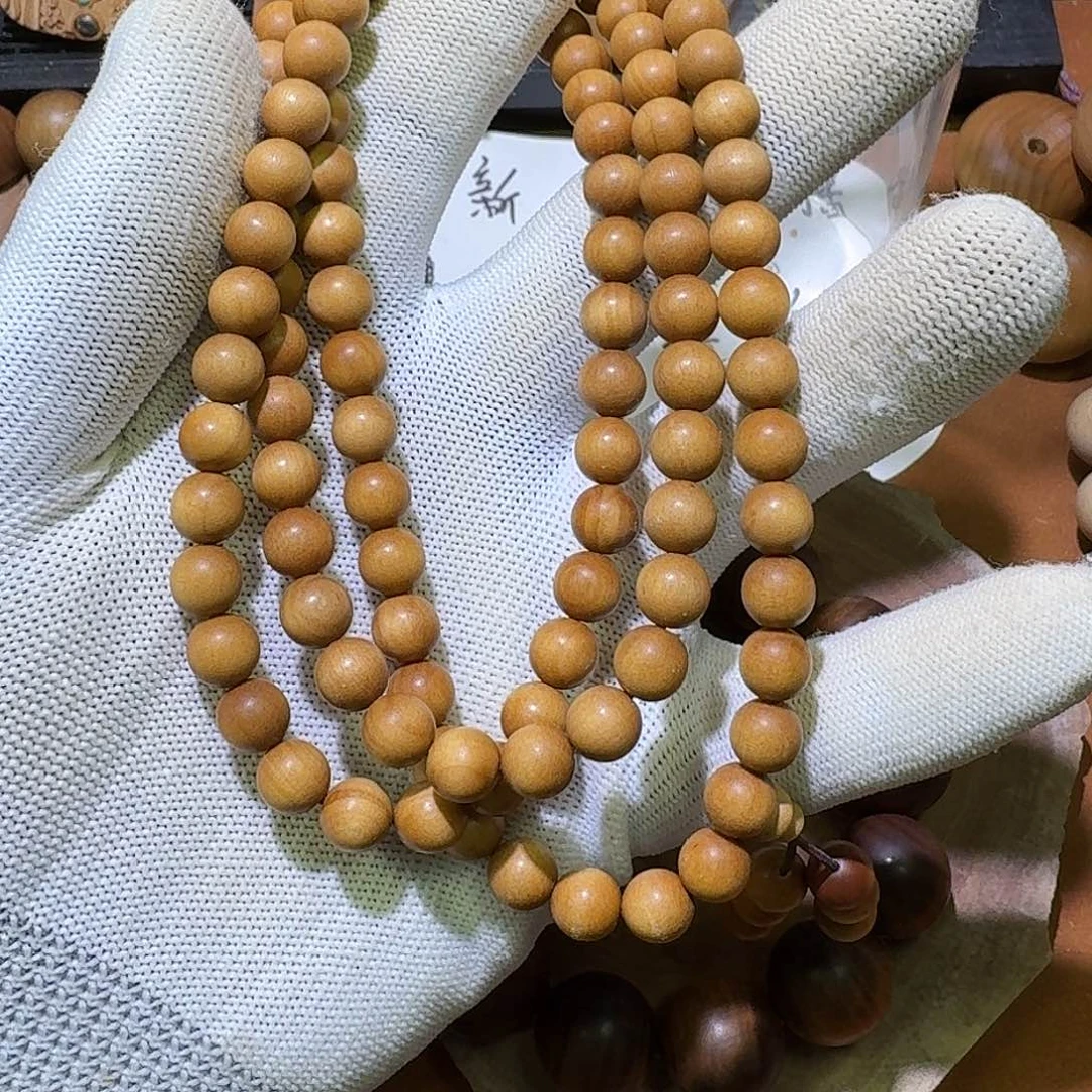 檀香木烨**轩0.8×108颗黄顺纹