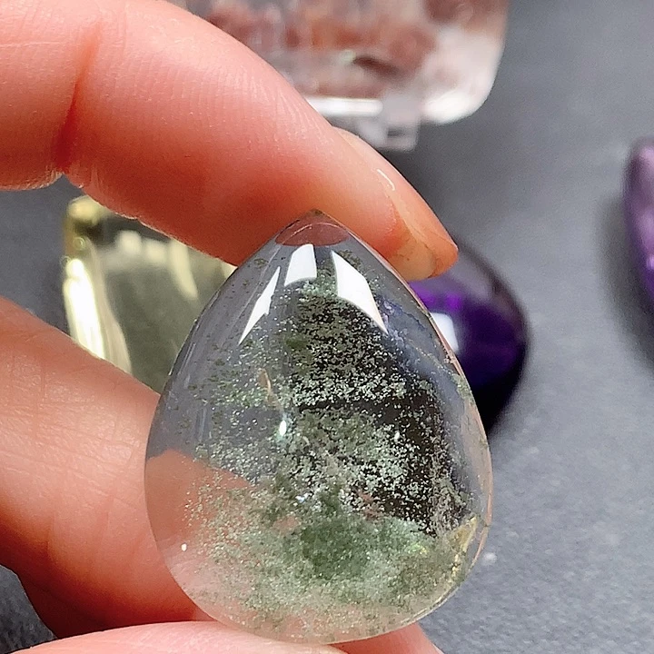 水晶吊坠(不含链)未镶嵌雪**珍