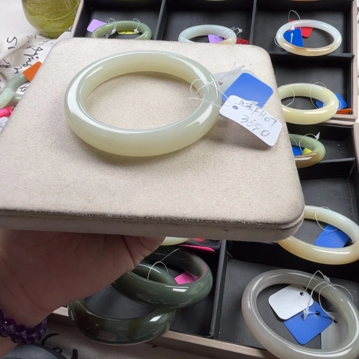 未镶嵌手镯和田玉玲珑美镯59.2