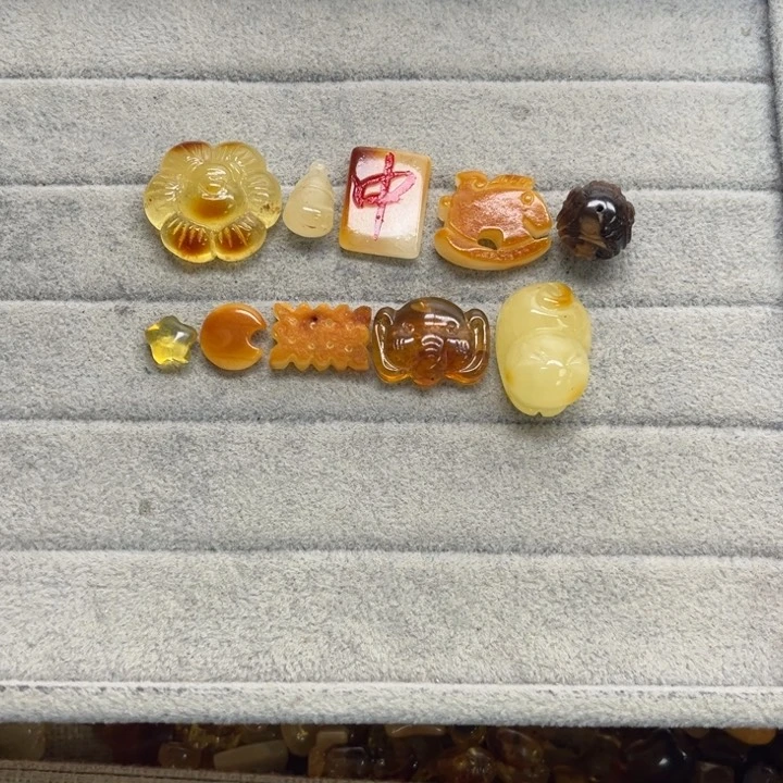 未镶嵌蜜蜡裸石天然琥珀蜜蜡配件