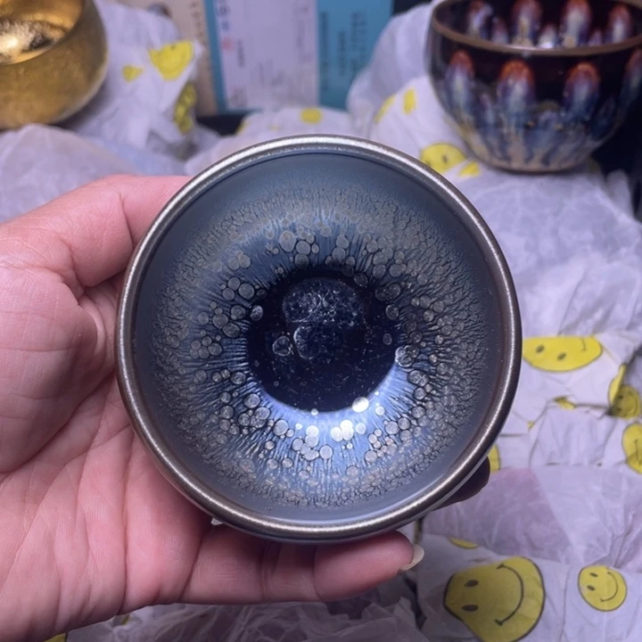 茶盏在这条街走到