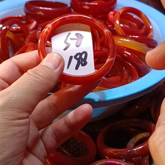 玛瑙/玉髓未镶嵌手镯