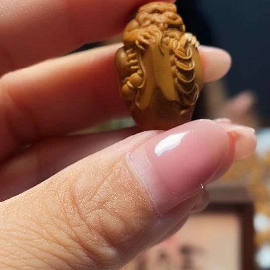 橄榄核等各种材料组成