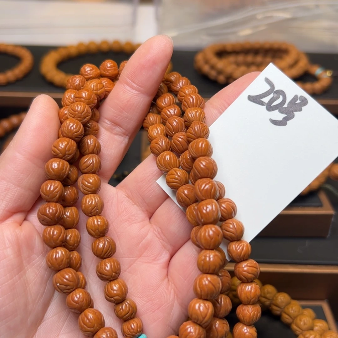 珊***文玩核桃把件秦岭龙纹桃核8小奶豆脖挂