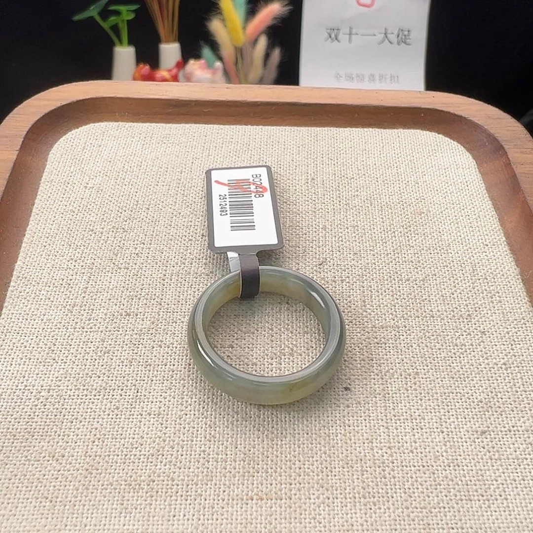 和田玉（糖玉）未镶嵌戒指K75青花圆条18.3 不退换