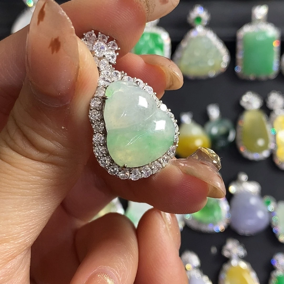 翡翠银S925镶嵌颈饰天然翡翠