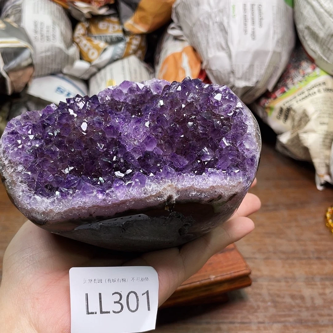 大型摆件（非配饰）未镶嵌水晶