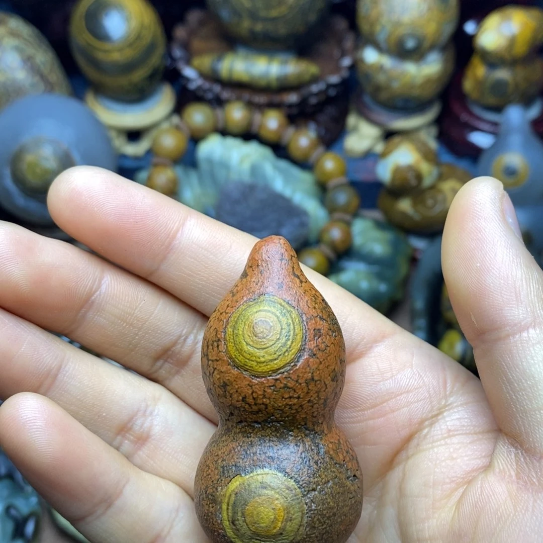 大叶紫檀（黑酸枝木类）木**月