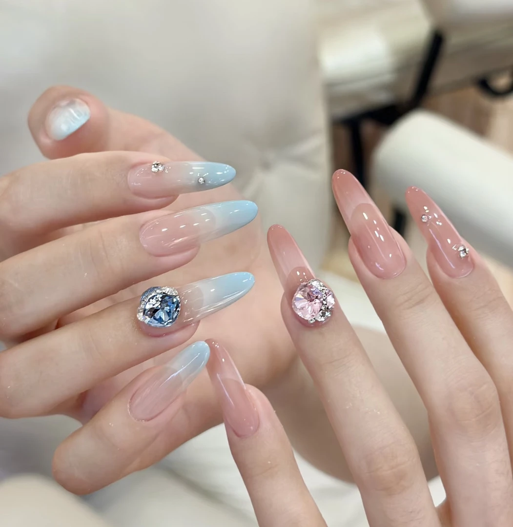 （三单飞）纯手工穿戴甲默认微瑕No退No换爆闪冰透