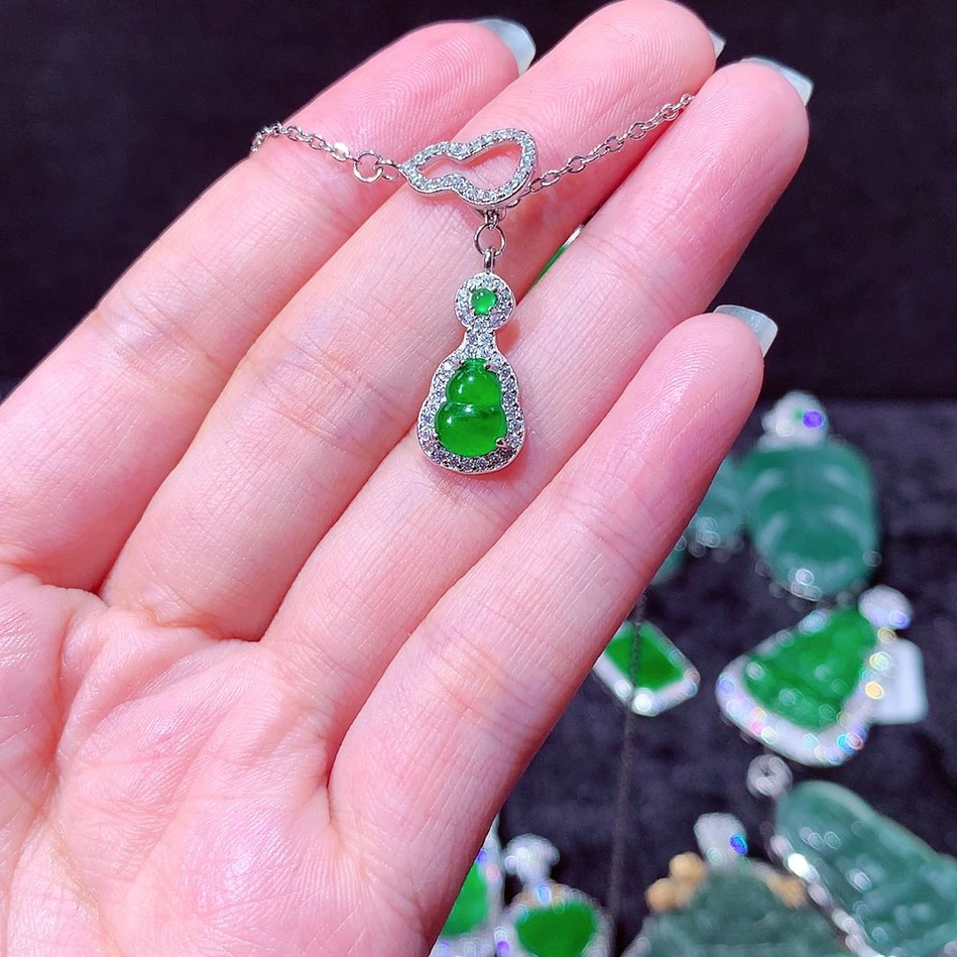 【闪购商品】翡翠吊坠(不含链)未镶嵌