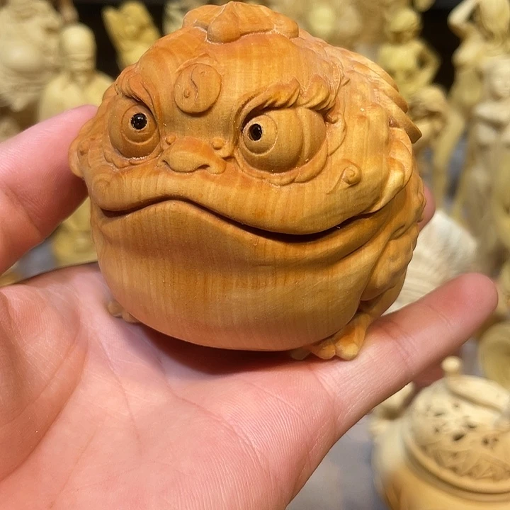 黄杨木大号三足金蟾