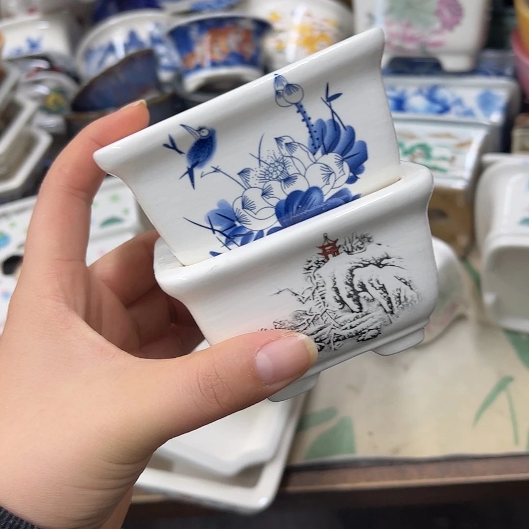 葡****花盆紫砂551号瑕疵2个8.5/5cm