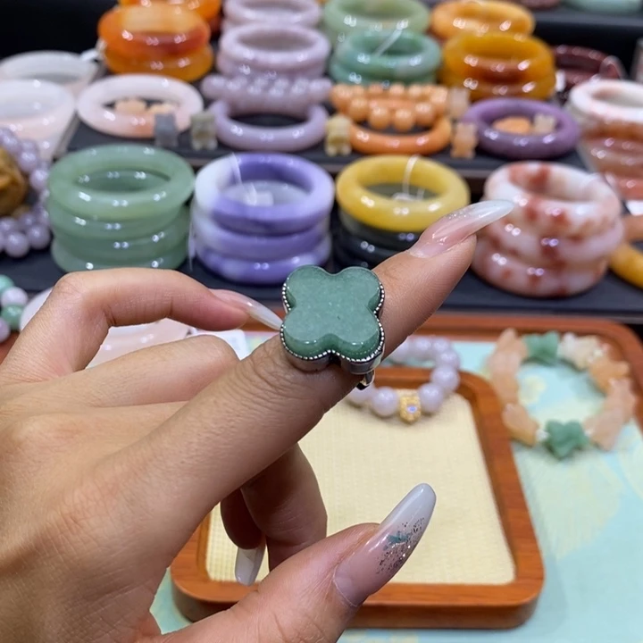 石英质玉合金戒指1