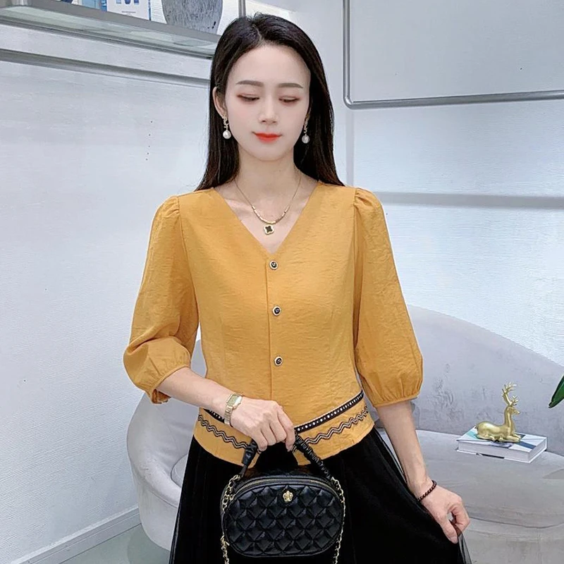 法式v领衬衫女2025早秋新款宽松显瘦简约百搭上衣洋气七分袖小衫