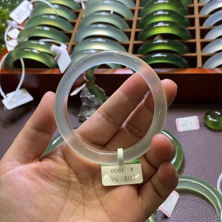 未镶嵌蛇纹石玉手镯54