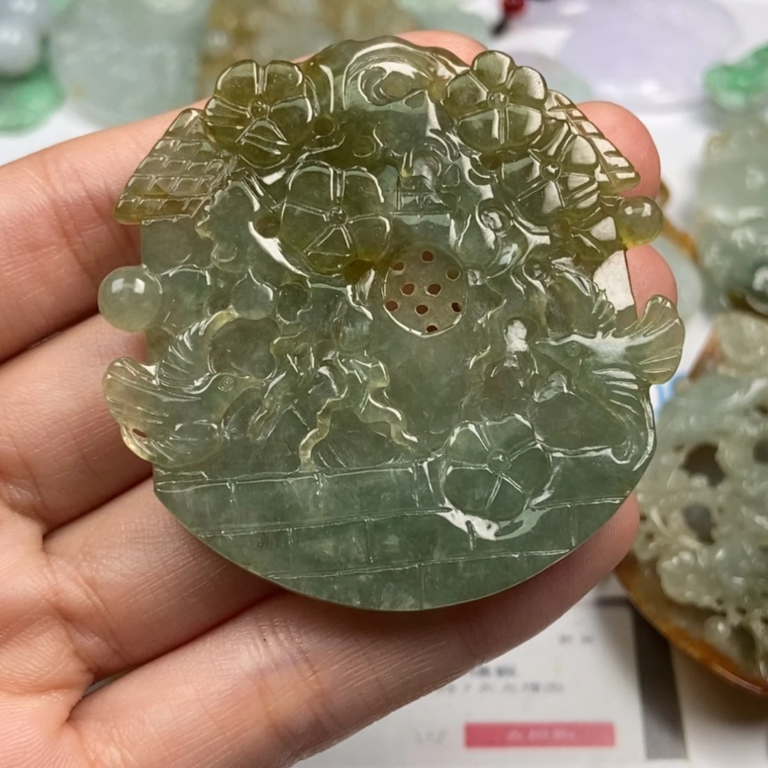 翡翠未镶嵌颈饰翡翠