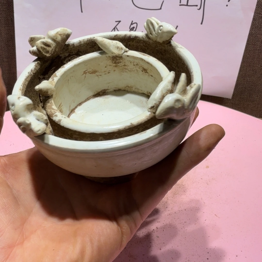 陶其他漂亮的小瓷瓶子