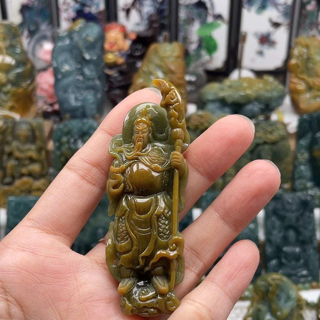 颈饰未镶嵌翡翠天然翡翠a货关公