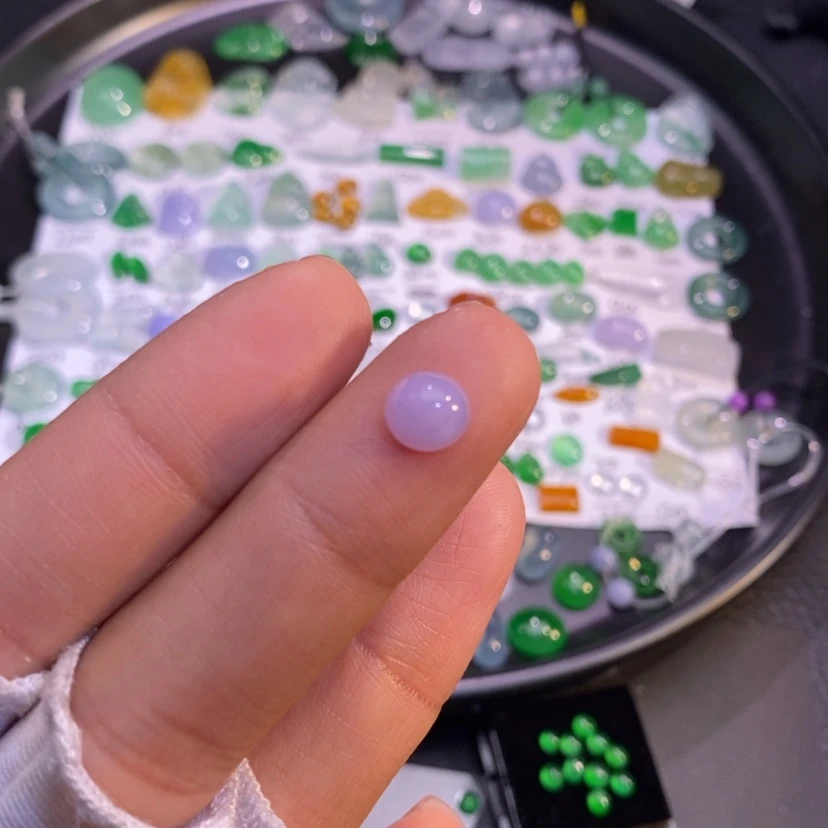 【闪购商品】翡翠挂件未镶嵌蛋