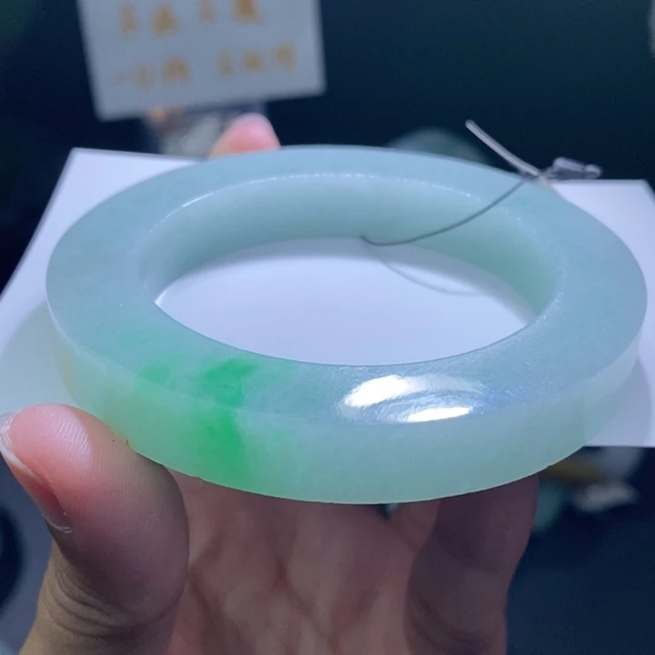 未镶嵌翡翠定制翡翠