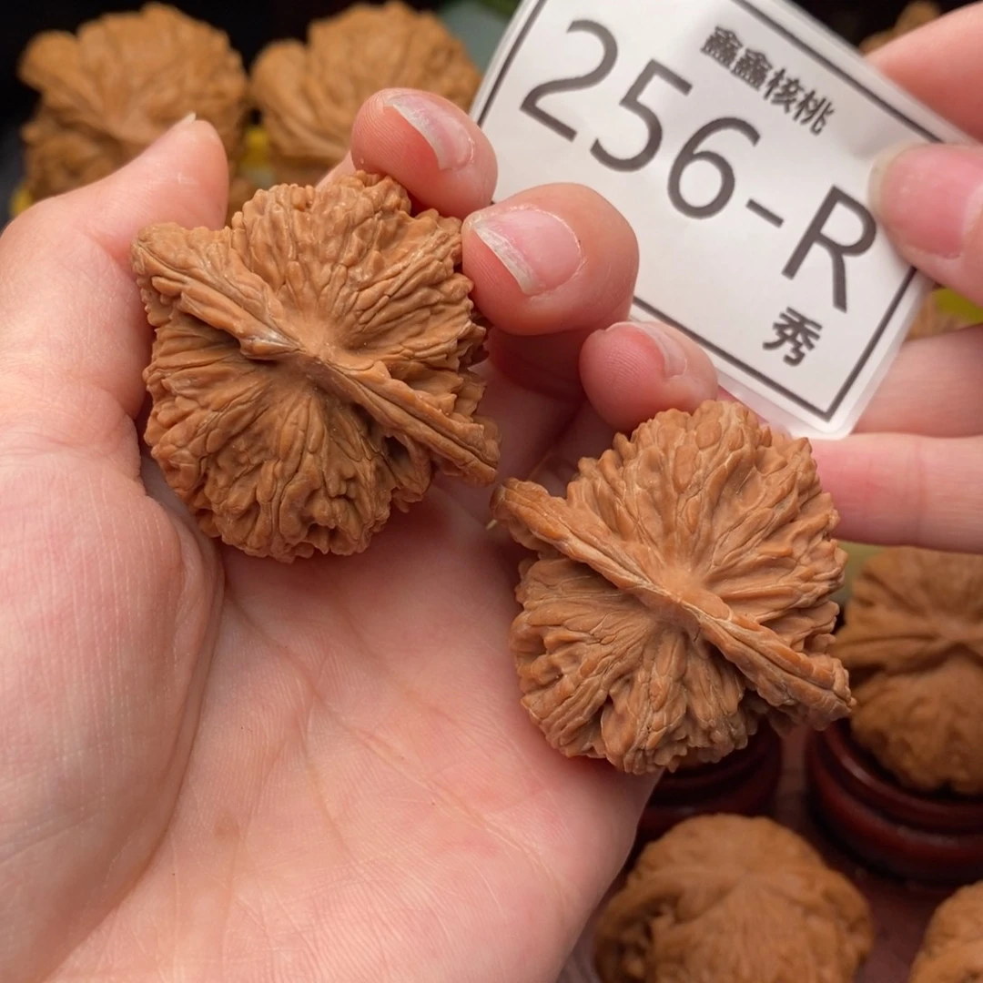 文玩核桃把件汉高楼44