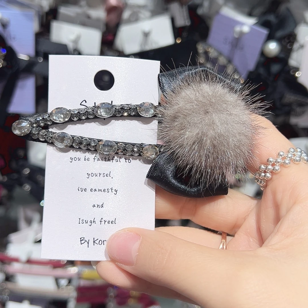 皮质铁合金泡菜灰色毛球掰掰夹