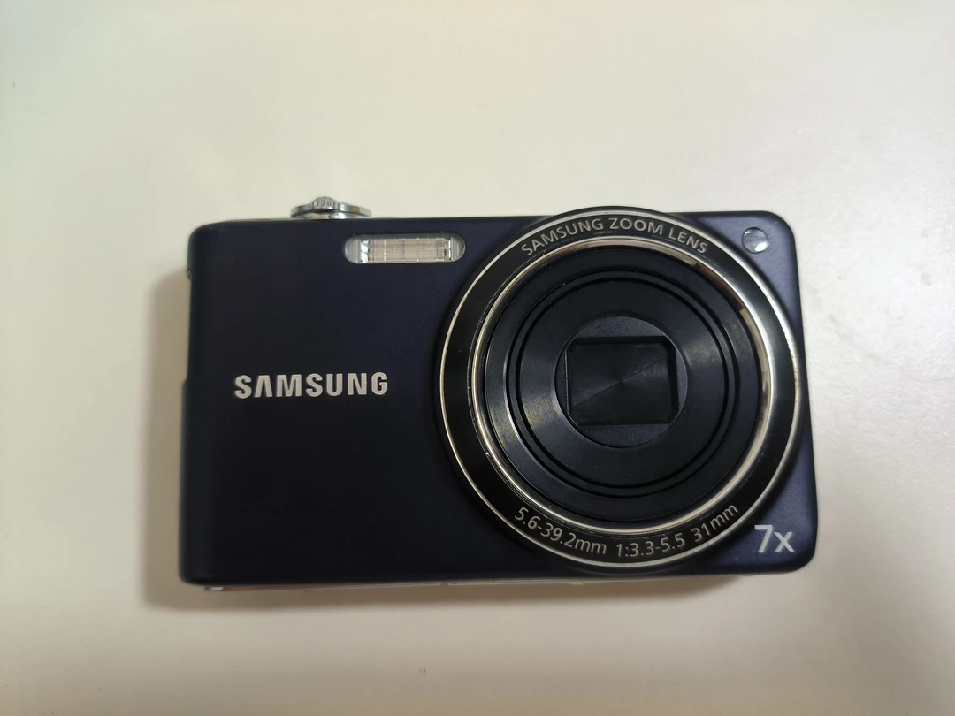 9新 Samsung/三星 9新1420万像素7倍变焦冷白氛围感数码相机