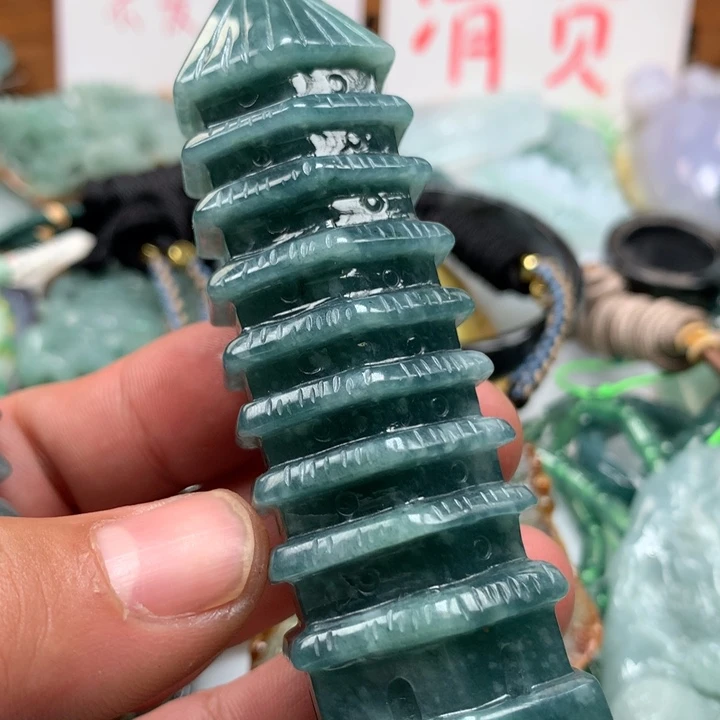 翡翠颈饰未镶嵌保真天然a货翡翠