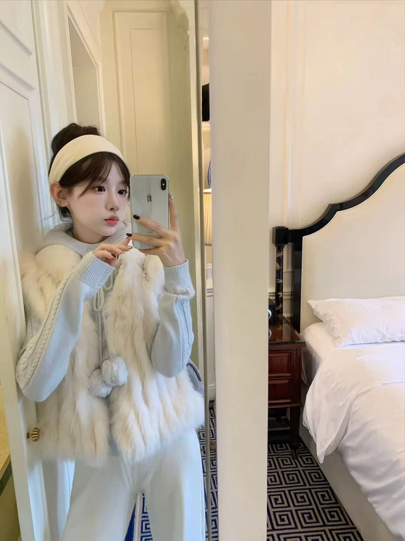 海宁亦加2025狐狸毛马甲保暖御寒外套女新款