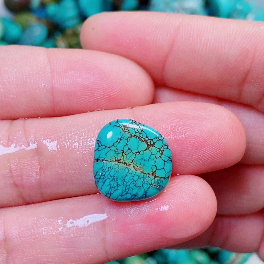 绿松石未镶嵌挂件