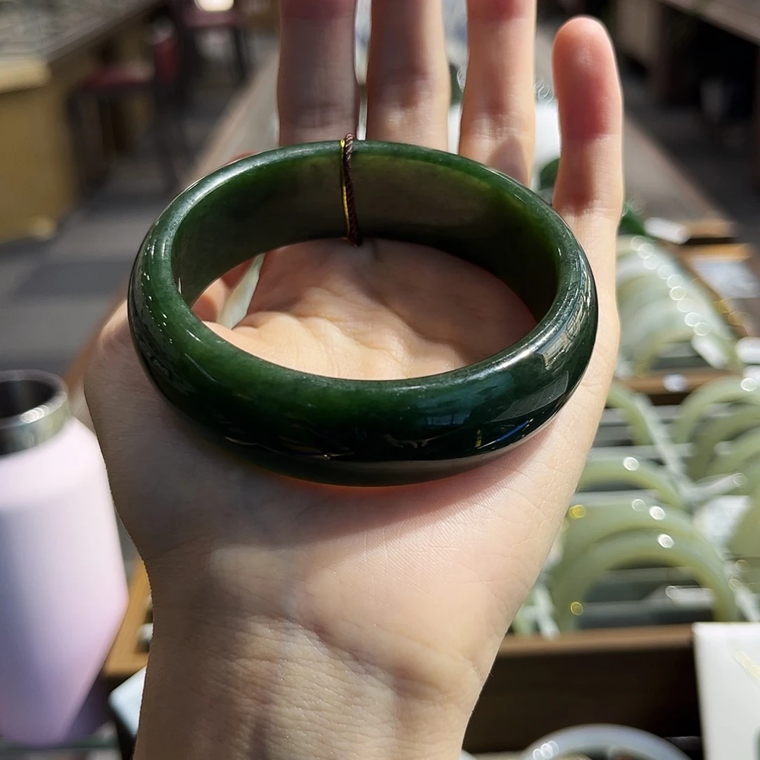 幸***3和田玉手镯未镶嵌