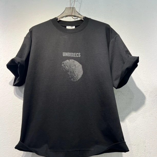 2025夏季新款星球表层短袖T恤男圆领宽松印花简约半袖衫潮流休闲