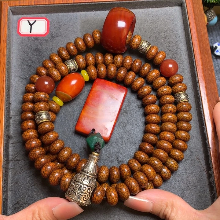 星月菩提吊坠菩提