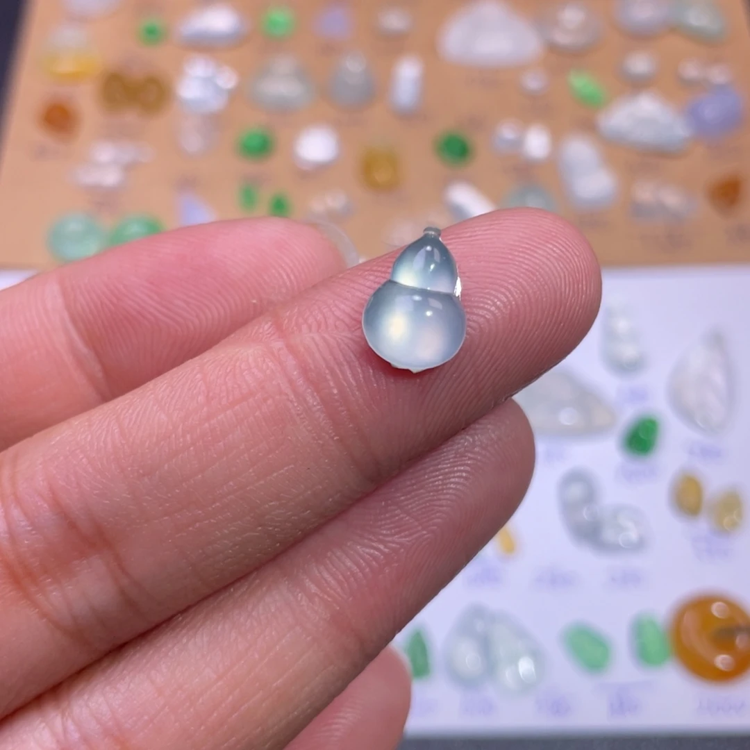 翡翠裸石高冰葫芦