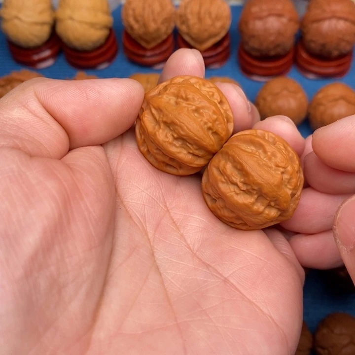 把件文玩核桃小霸王龙